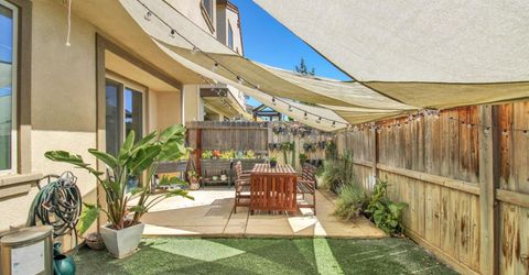 8985 Upbeat Way, Elk Grove, CA 95757 Photo