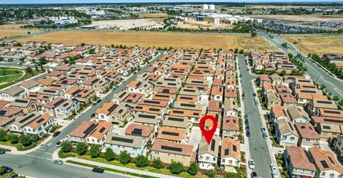 8985 Upbeat Way, Elk Grove, CA 95757 Photo