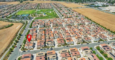8985 Upbeat Way, Elk Grove, CA 95757 Photo