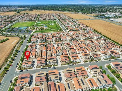 8985 Upbeat Way, Elk Grove, CA 95757 Photo