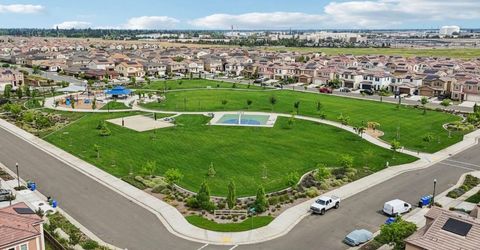 8985 Upbeat Way, Elk Grove, CA 95757 Photo
