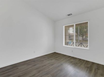 2177 Stonewater Dr, Yuba City, CA 95991 Photo