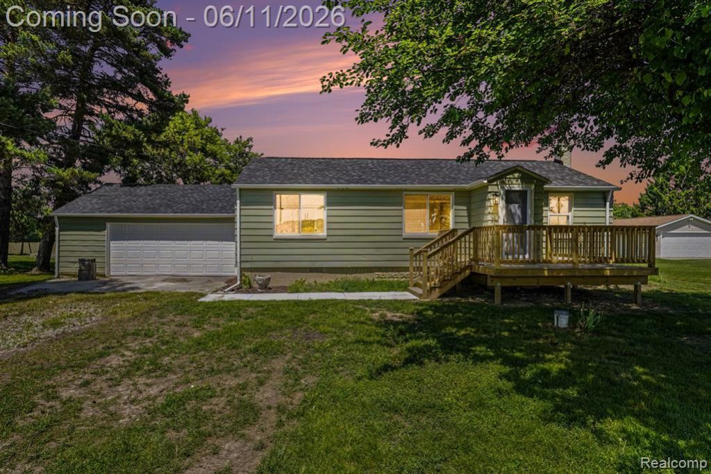 8070 Grand Blanc Road , Gaines Township, MI 48473 Main Photo