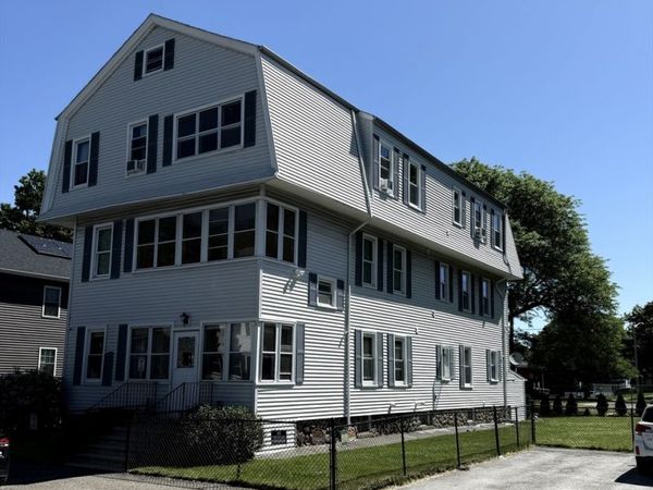 57 Vale Street, Unit 3, Worcester, MA 01604