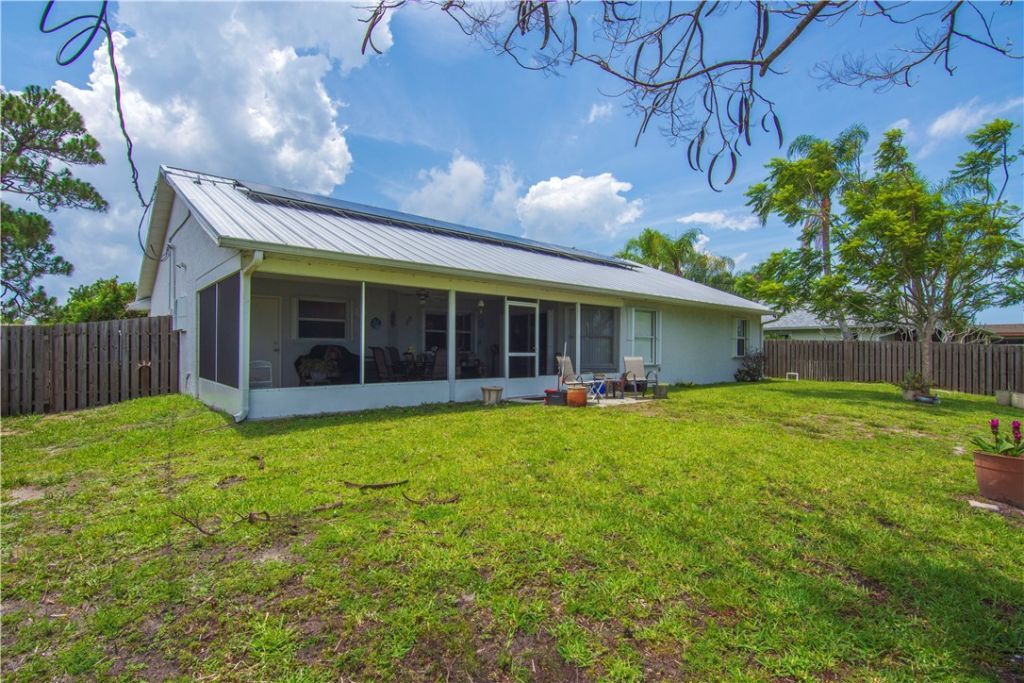 474 Arbor Street, Sebastian, FL 32958 Photo