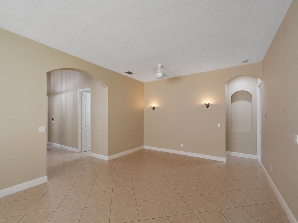 1929 Grey Falcon Circle Sw, Vero Beach, FL 32962 Photo