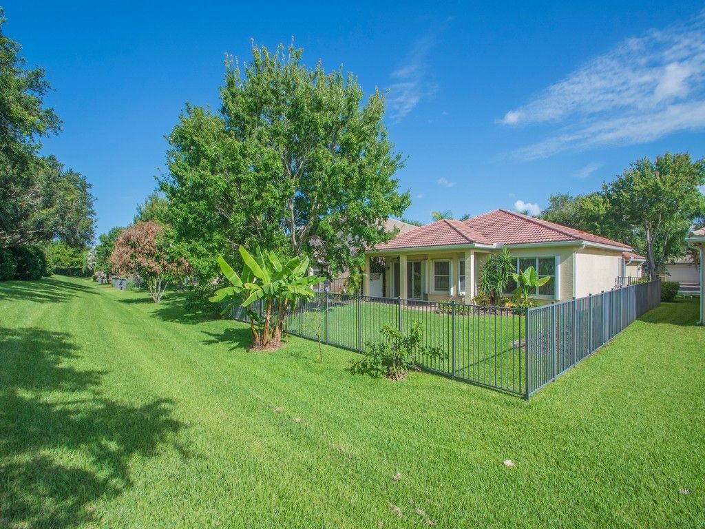 1929 Grey Falcon Circle Sw, Vero Beach, FL 32962 Photo