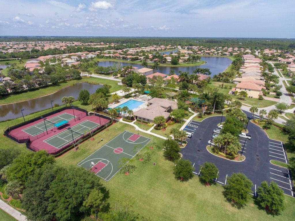 1929 Grey Falcon Circle Sw, Vero Beach, FL 32962 Photo