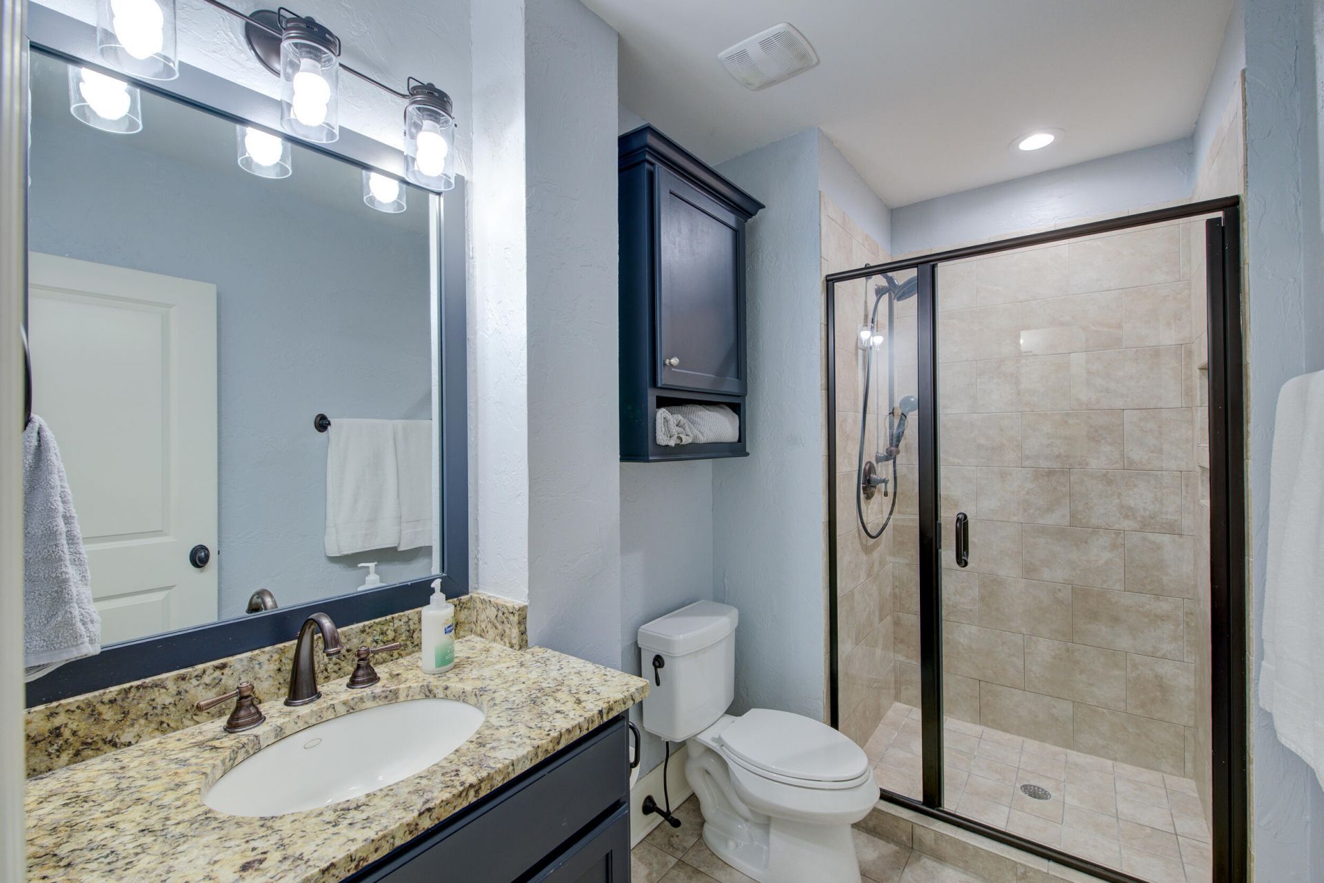 2254 Beckenham Drive Photo 37