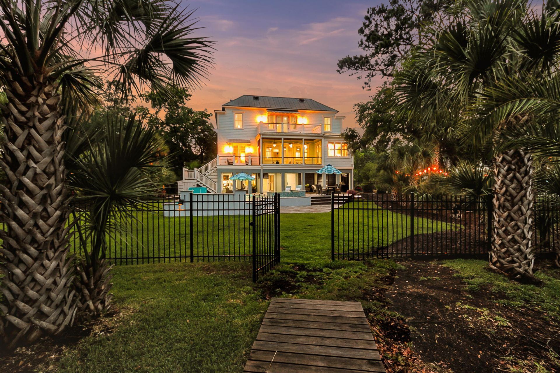 2254 Beckenham Drive Photo 43