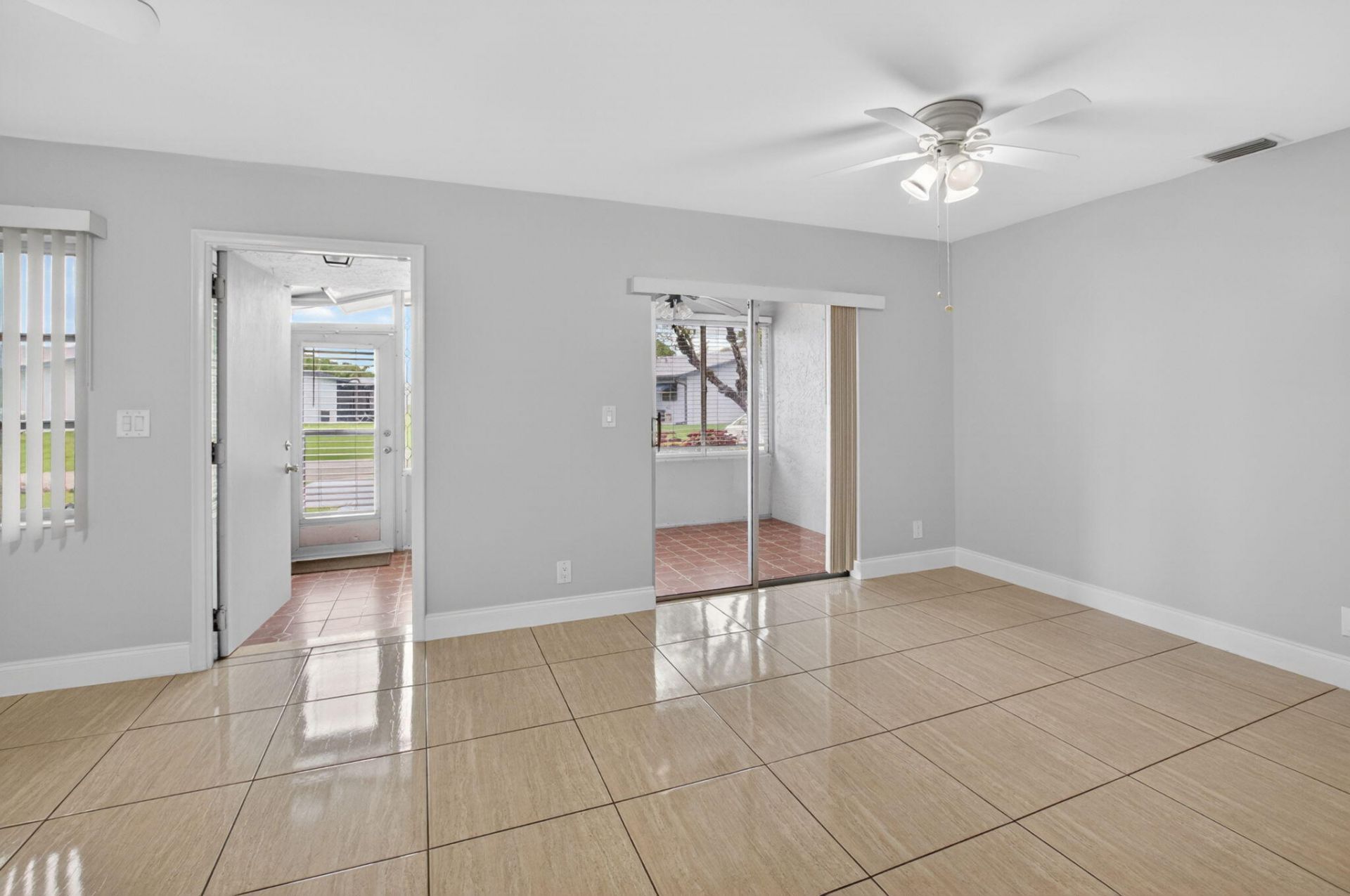 14696 Lucy Drive, Unit 14696, Delray Beach, FL 33484 Photo