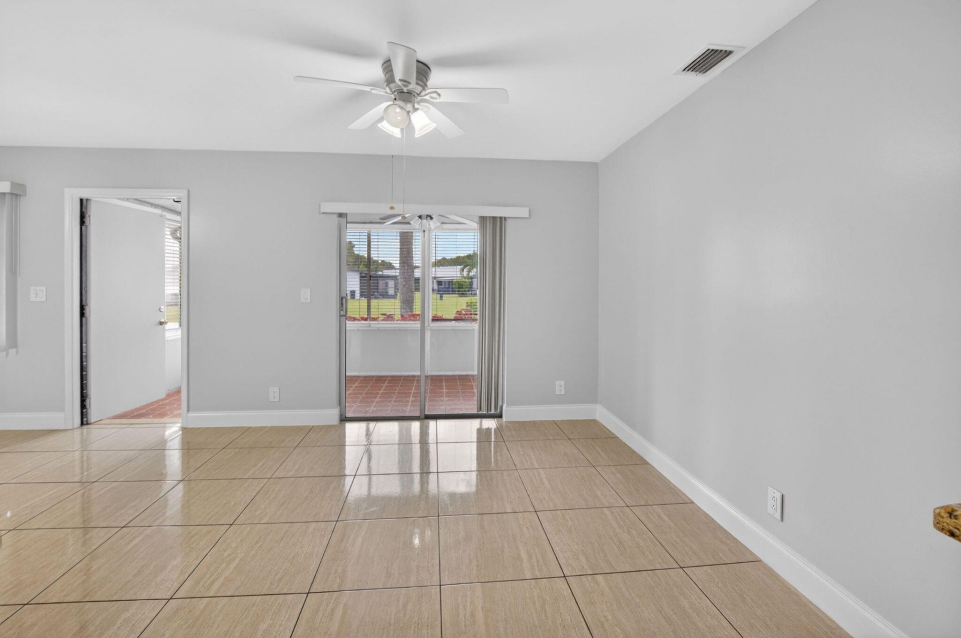 14696 Lucy Drive, Unit 14696, Delray Beach, FL 33484 Photo