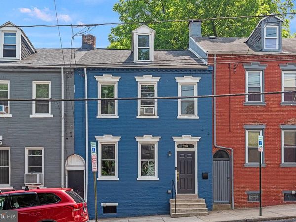 230 W STRAWBERRY STREET, LANCASTER, PA 17603