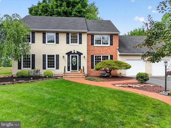 53 WEXFORD DRIVE, MONMOUTH JUNCTION, NJ 08852