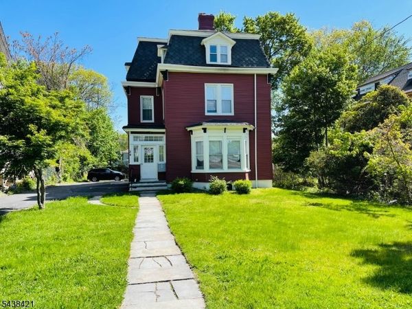 24 Lexington Ave, Unit 3, Montclair, NJ 07042