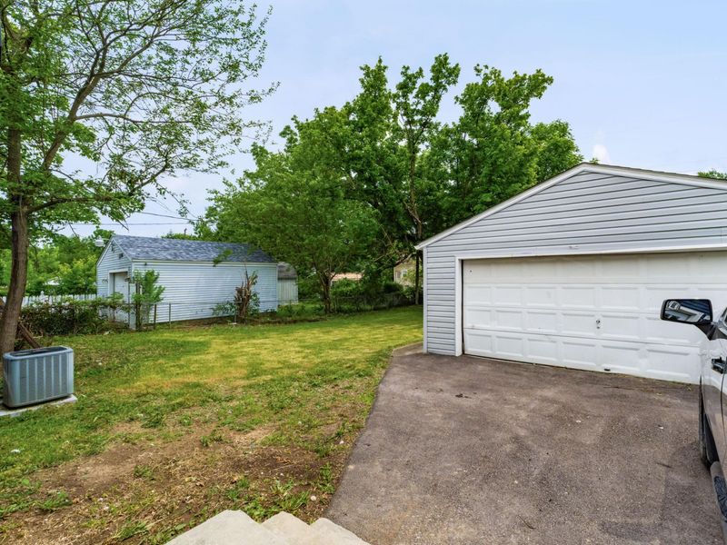 1816 Brentnell Avenue, Columbus, OH 43219 Photo 29