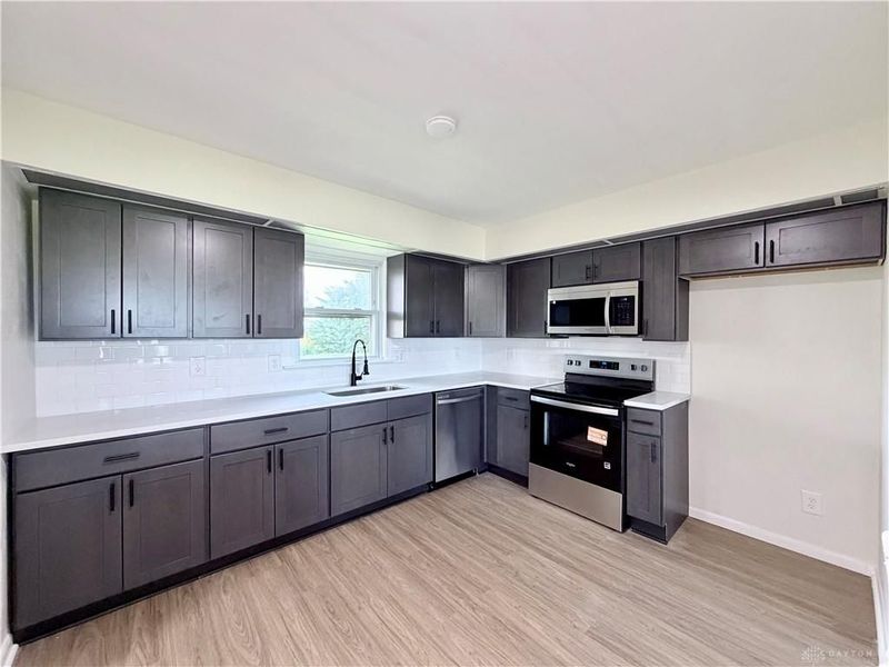 9185 State Route 571, Laura, OH 45337 Photo 6