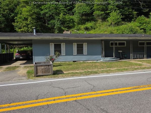 2390 Straight Fork Road, Alkol, WV 25501