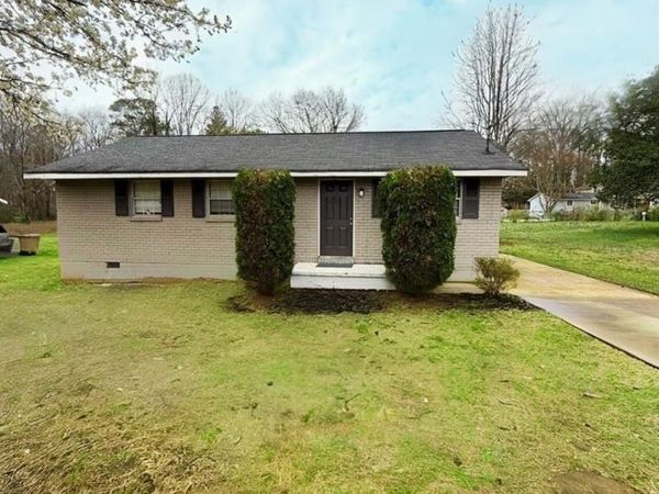 8117 Attleboro Drive, Jonesboro, GA 30238