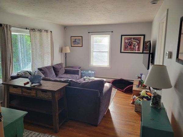 17 Fifth St, Swansea, MA 02777