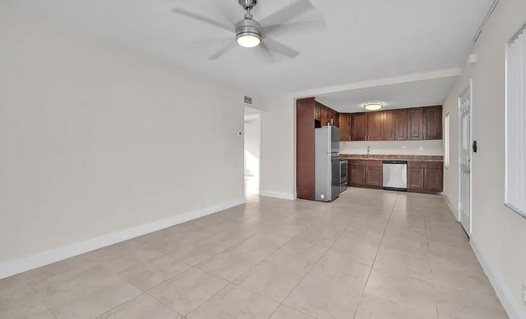 655 Jeffery Street, Unit 7, Boca Raton, FL 33487 Photo