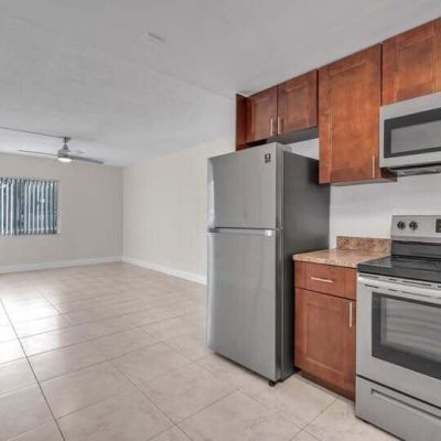 655 Jeffery Street, Unit 7, Boca Raton, FL 33487 Photo
