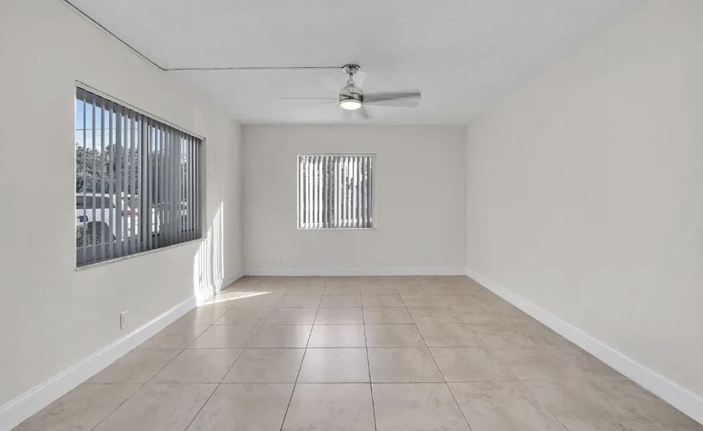 655 Jeffery Street, Unit 7, Boca Raton, FL 33487 Photo