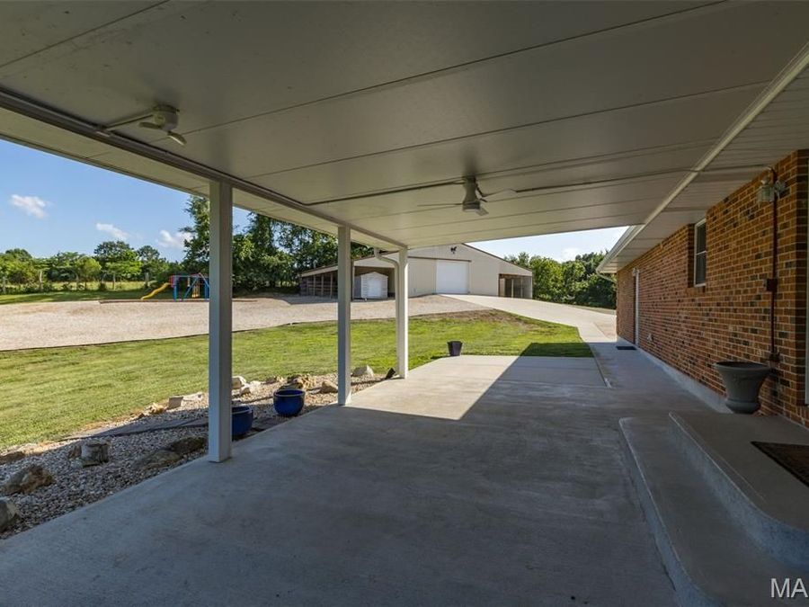 Property Image 61