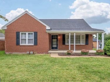 923 ROHRERSTOWN ROAD, LANCASTER, PA 17601