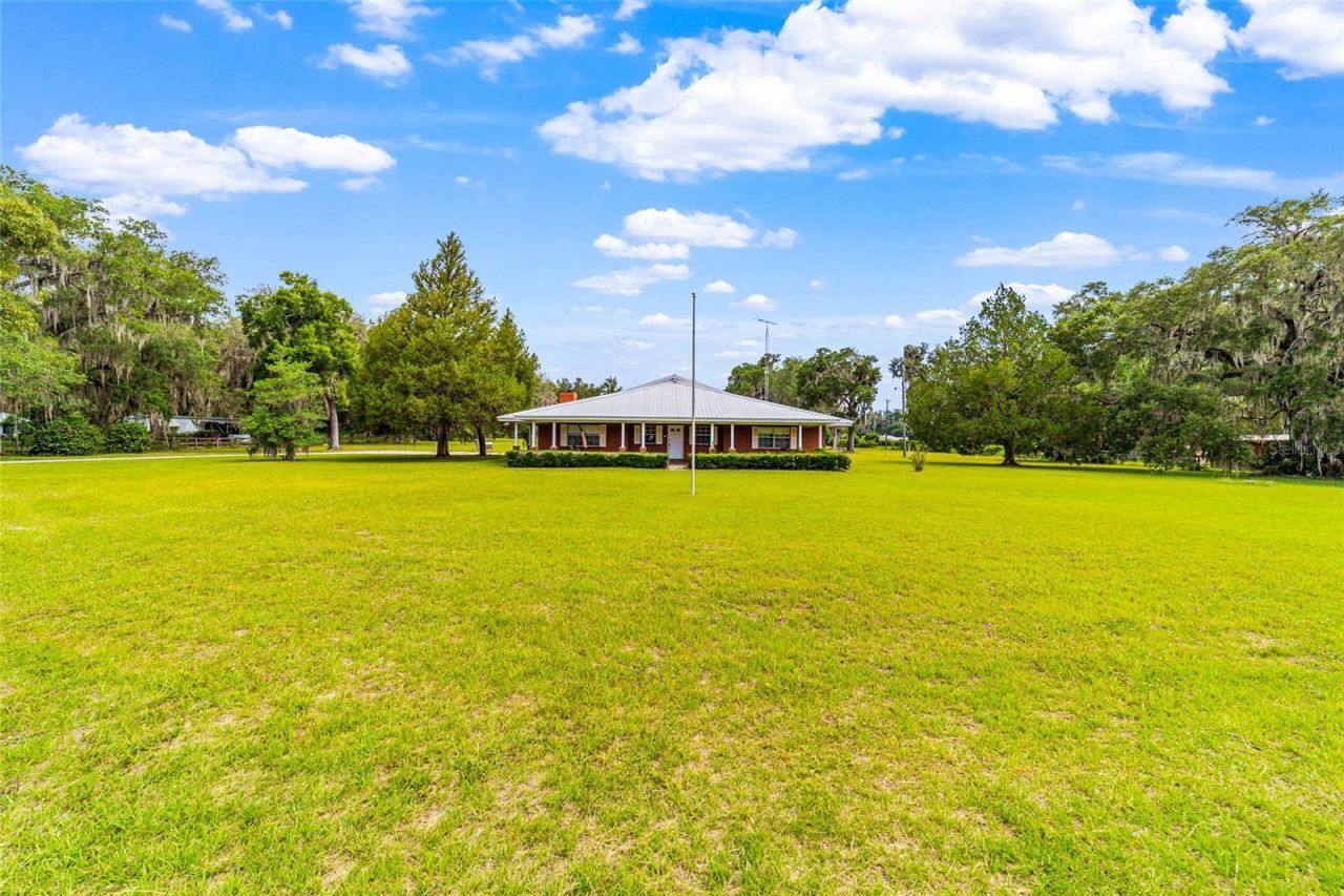 2285 W Highway 318 , Citra, FL 32113 Photo