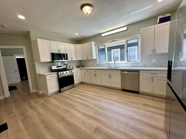 18 Bromfield, Unit 2, Somerville, MA 02144