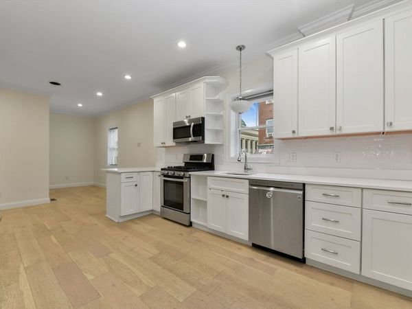 111 Maverick St., Unit 1, Boston, MA 02128