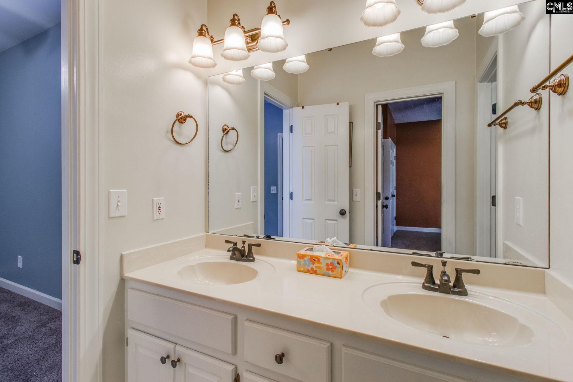 103 N Crescent Lake Way Photo 24