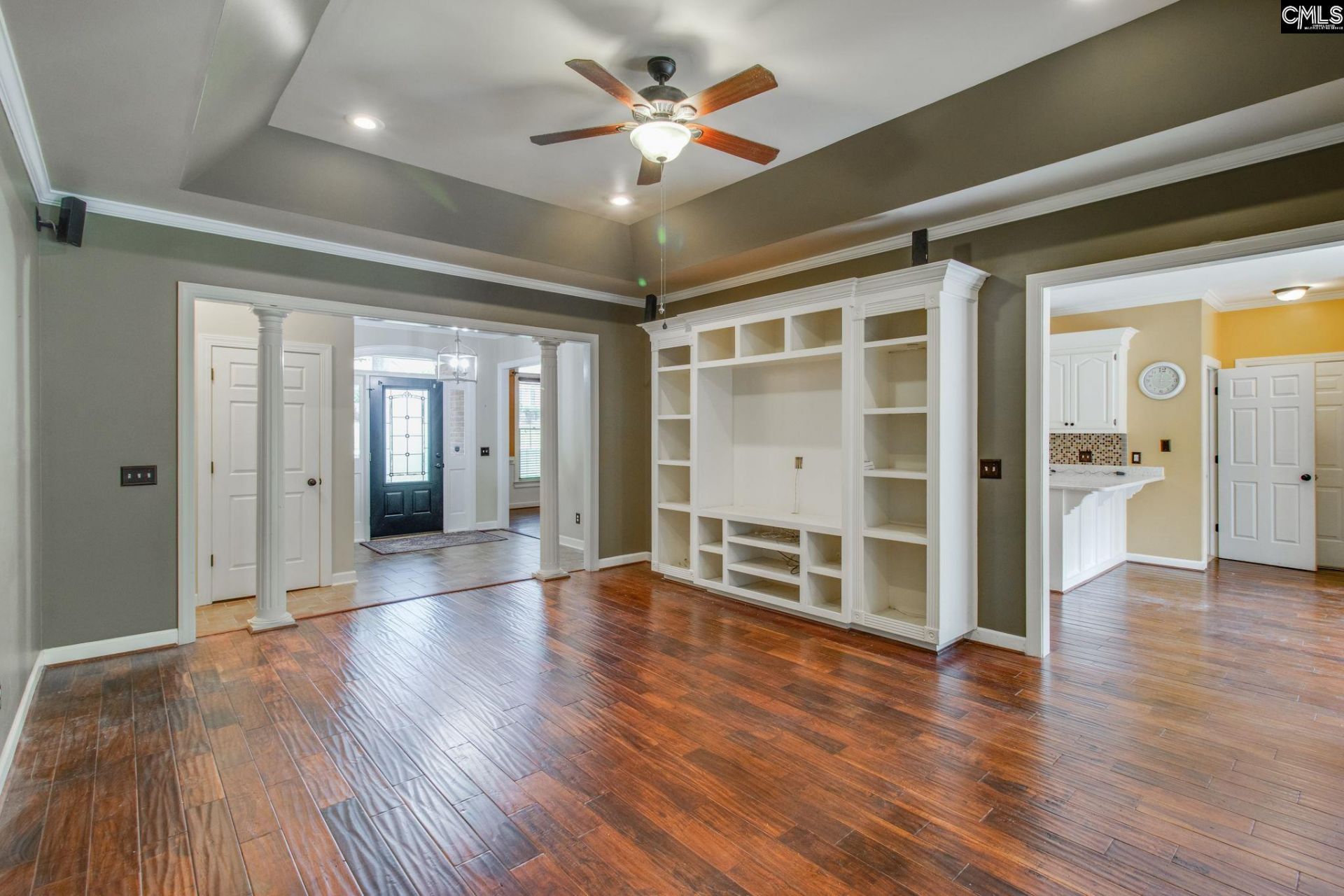 103 N Crescent Lake Way Photo 4