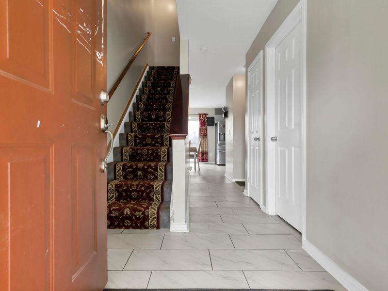 7719 Solomen Run Drive, Blacklick, OH 43004 Photo 4