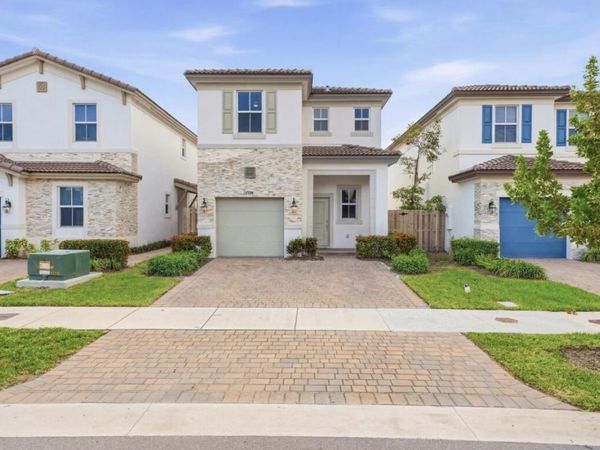 2324 NW 130th Terrace, Miami, FL 33167
