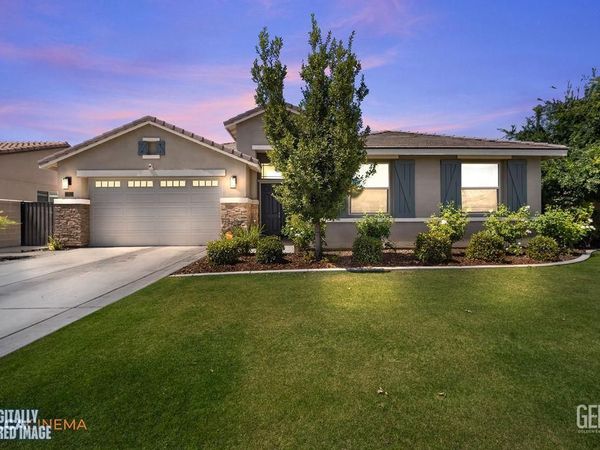 11511 Renaissance Court, Bakersfield, CA 93311