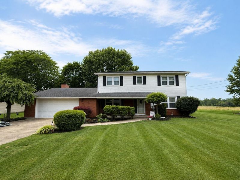 1105 Forest Hill Drive, Marion, OH 43302 Photo 1