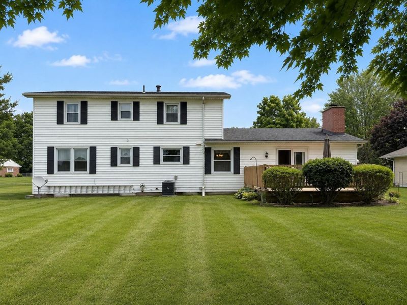 1105 Forest Hill Drive, Marion, OH 43302 Photo 2