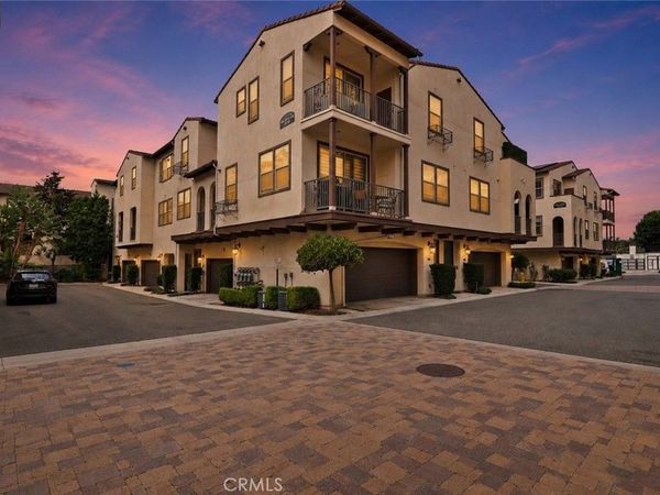 1895 Orizaba Avenue, Unit 104, Signal Hill, CA 90755