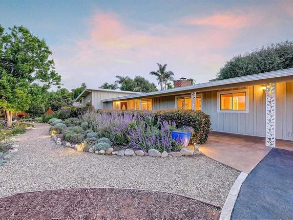 1642 York Dr , Vista, CA 92084
