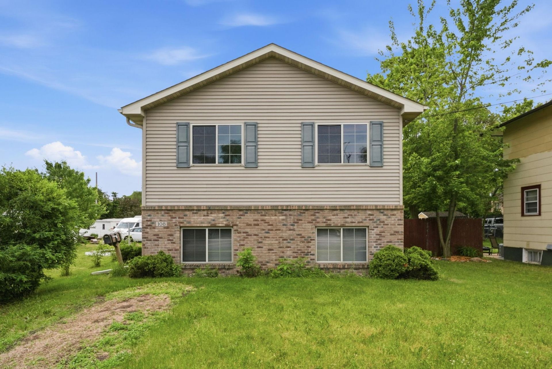 108 3rd Street N, Waite Park, MN 56387
