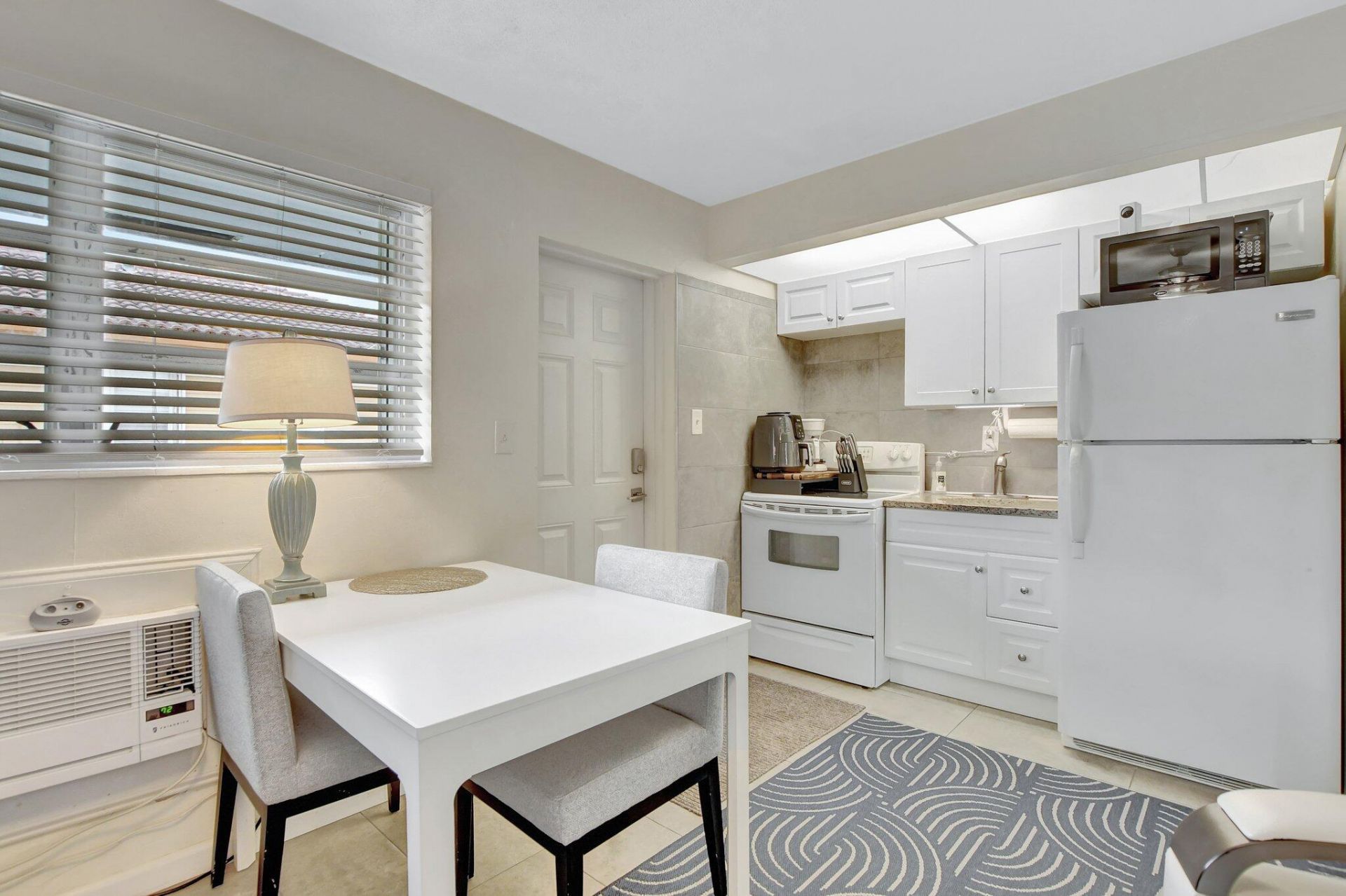 1938 NE 7th Street, Unit 5, Deerfield Beach, FL 33441 Photo