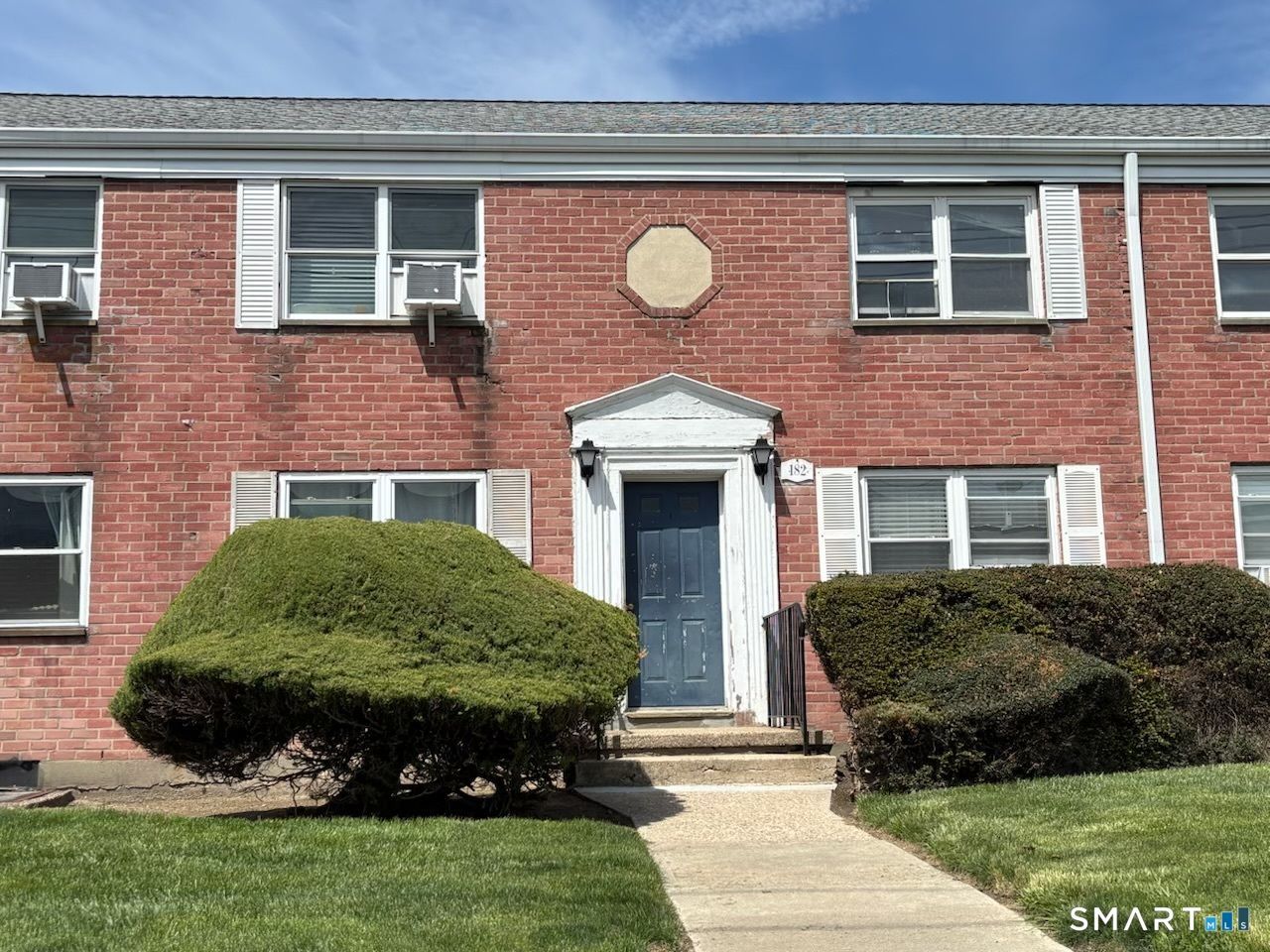 182 Seaton, Unit 4, Stamford, CT 06902 Main Photo