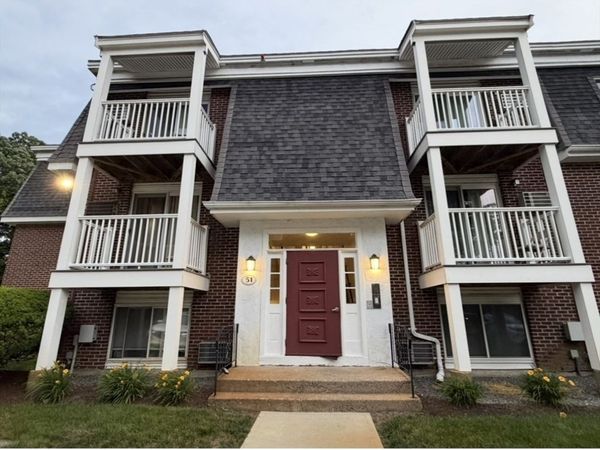 51 Will Dr, Unit 130, Canton, MA 02021