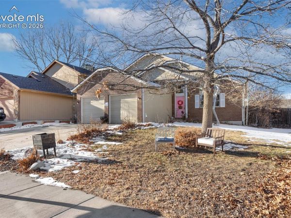 3840 Summer Breeze Drive, Colorado Springs, CO 80918