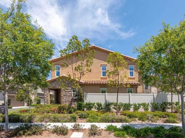 1860 Artemisia Ct, Carlsbad, CA 92011