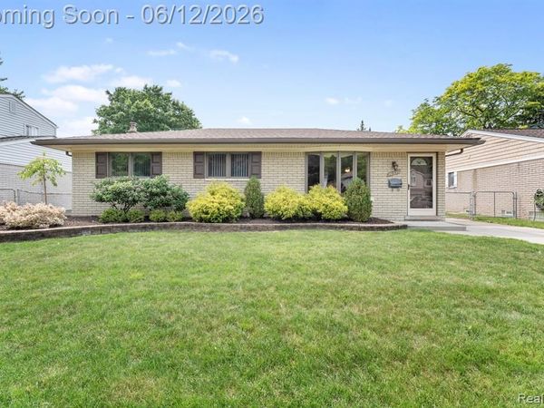 10330 Westlake Street, Taylor, MI 48180