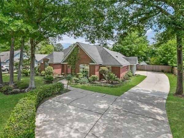 219 NOTTOWAY Drive, Mandeville, LA 70471
