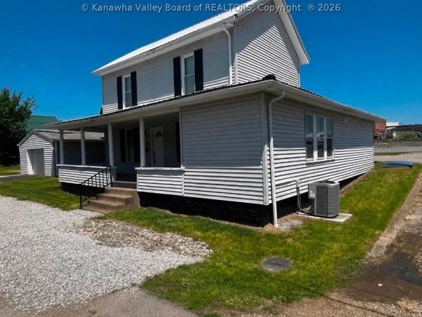 107 South Street, Ripley, WV 25271